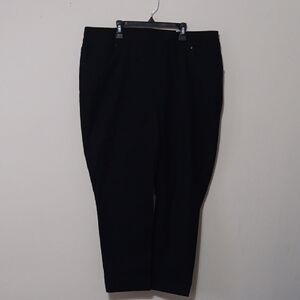 Chico's Black So Slimming Pants